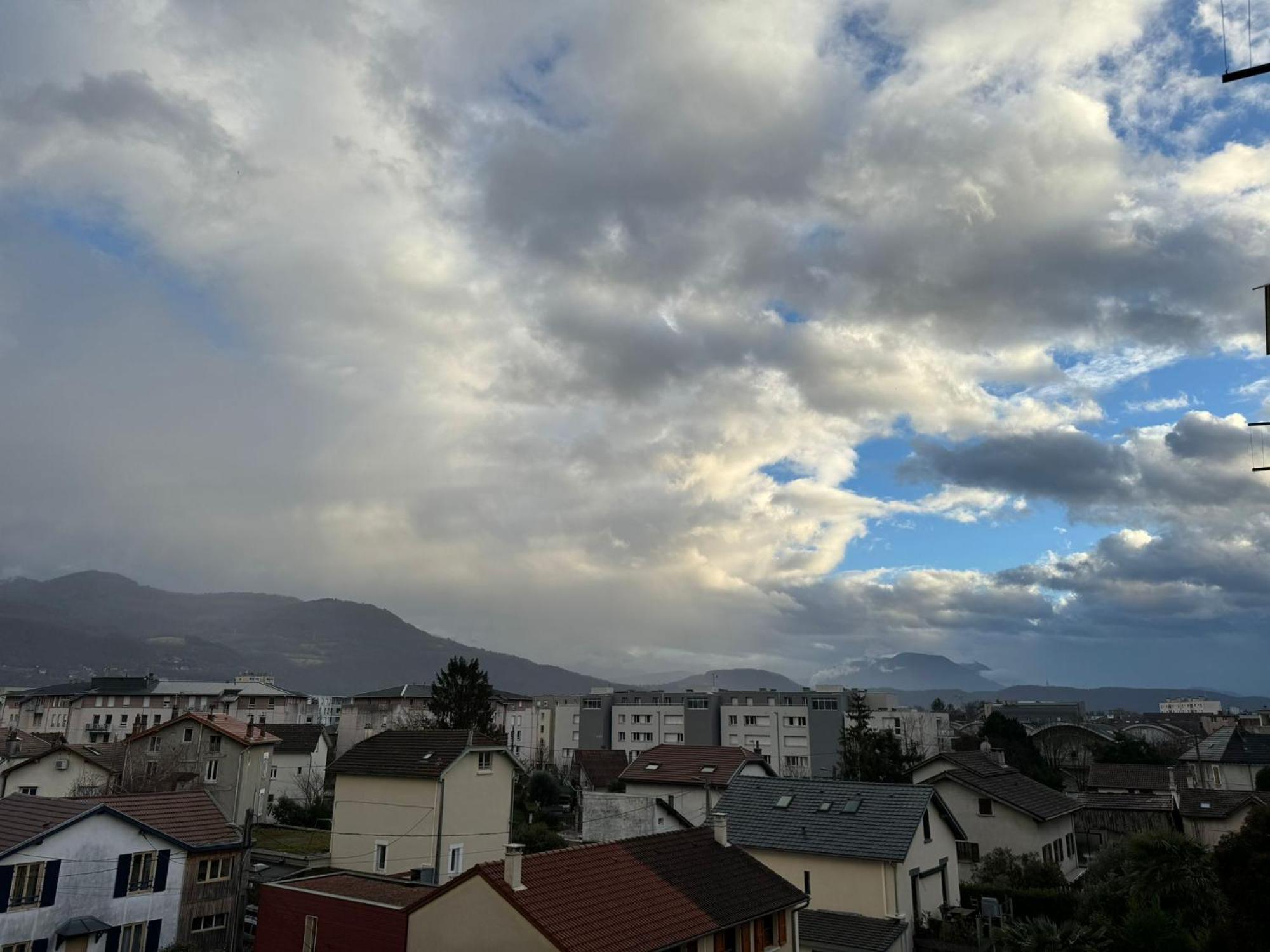 Appartement Proche Grenoble Centre Et Campus Saint-Martin-dʼHères Eksteriør bilde