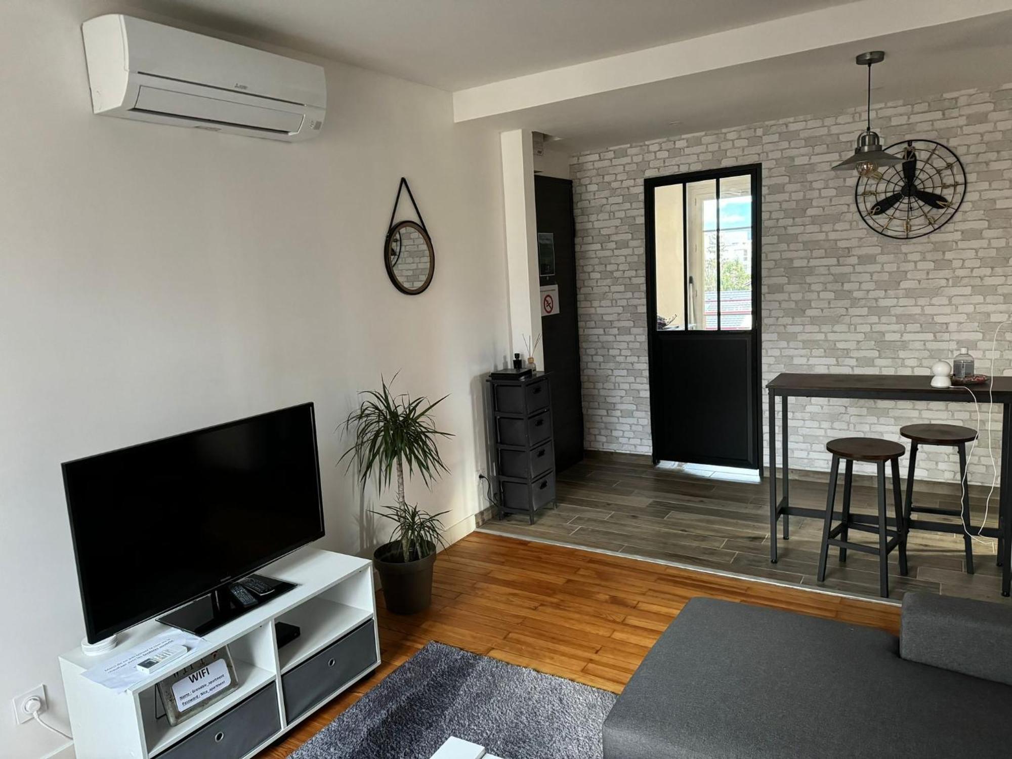 Appartement Proche Grenoble Centre Et Campus Saint-Martin-dʼHères Eksteriør bilde